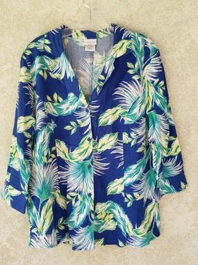 Jaclyn Smith Navy Blue Tropical Leaf Button-Up Shirt